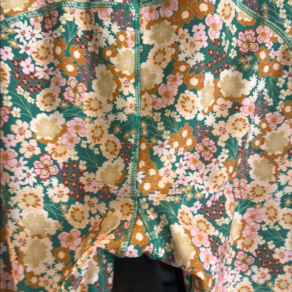 Ebb & Flow Floral Women's workout Pants with pockets ✨💗 - Picture 5 of 8